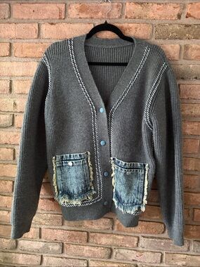 Commense Gray Ribbed Cardigan with Denim Patch Pockets